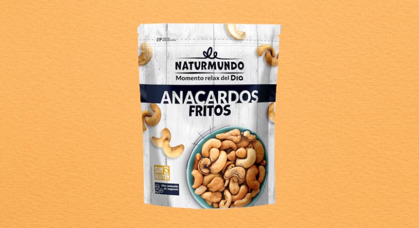 Paquete de 200g de anacardos fritos Naturmundo de supermercados Dia. Los anacardos son un fruto seco rico en magnesio y proteínas vegetales, ideal como aperitivo saludable para el día a día