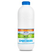 Leche semidesnatada Central Lechera Asturiana botella 2.2 l