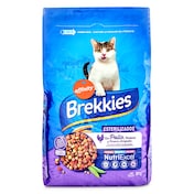 Alimento para gatos esterilizados con pollo Brekkies bolsa 3 Kg