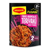 Fideos orientales fusian sabor teriyaki Maggi sobre 130 g